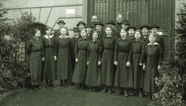 Historie | Karl Immanuel Küpper-Stiftung Überfüllung durch den Ersten Weltkrieg