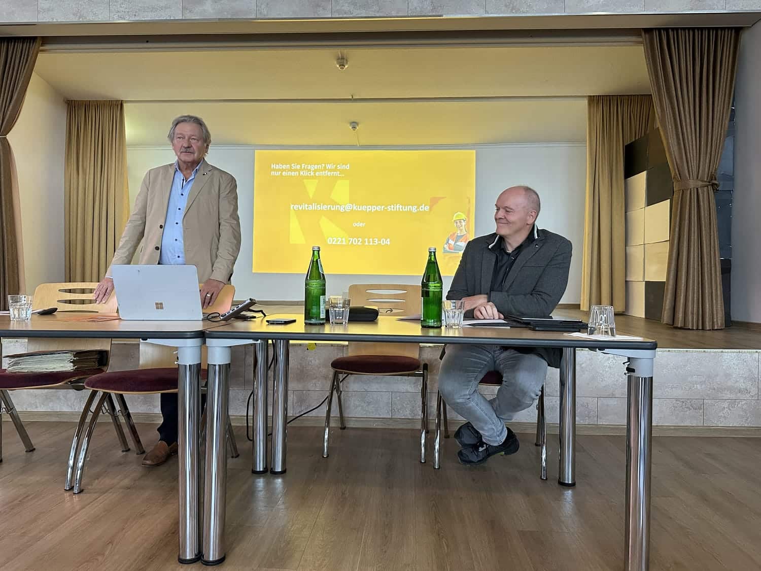 Karl-Immanuel-Kuepper-Stiftung-Infoveranstaltung-Revitalisierung-Teilnehmerfoto-02